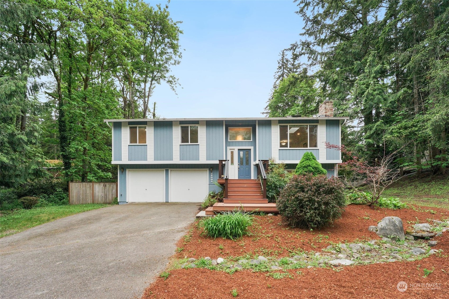 1st St, Sammamish, WA 98074