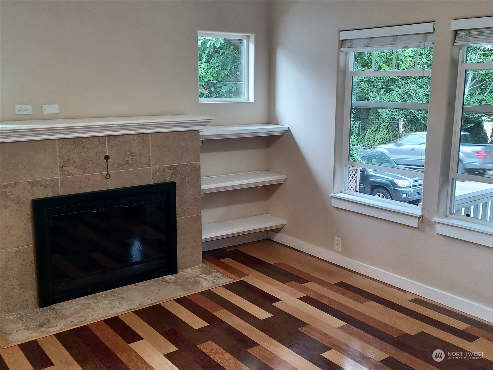 35th Ave, Seattle, WA 98105 #1