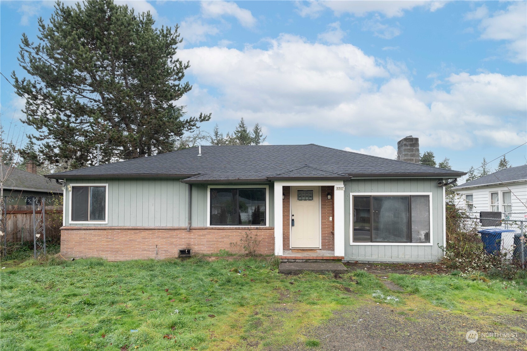 Veterans Dr, Lakewood, WA 98498