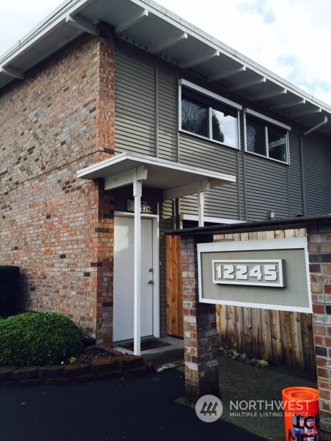 56th St, Bellevue, WA 98006