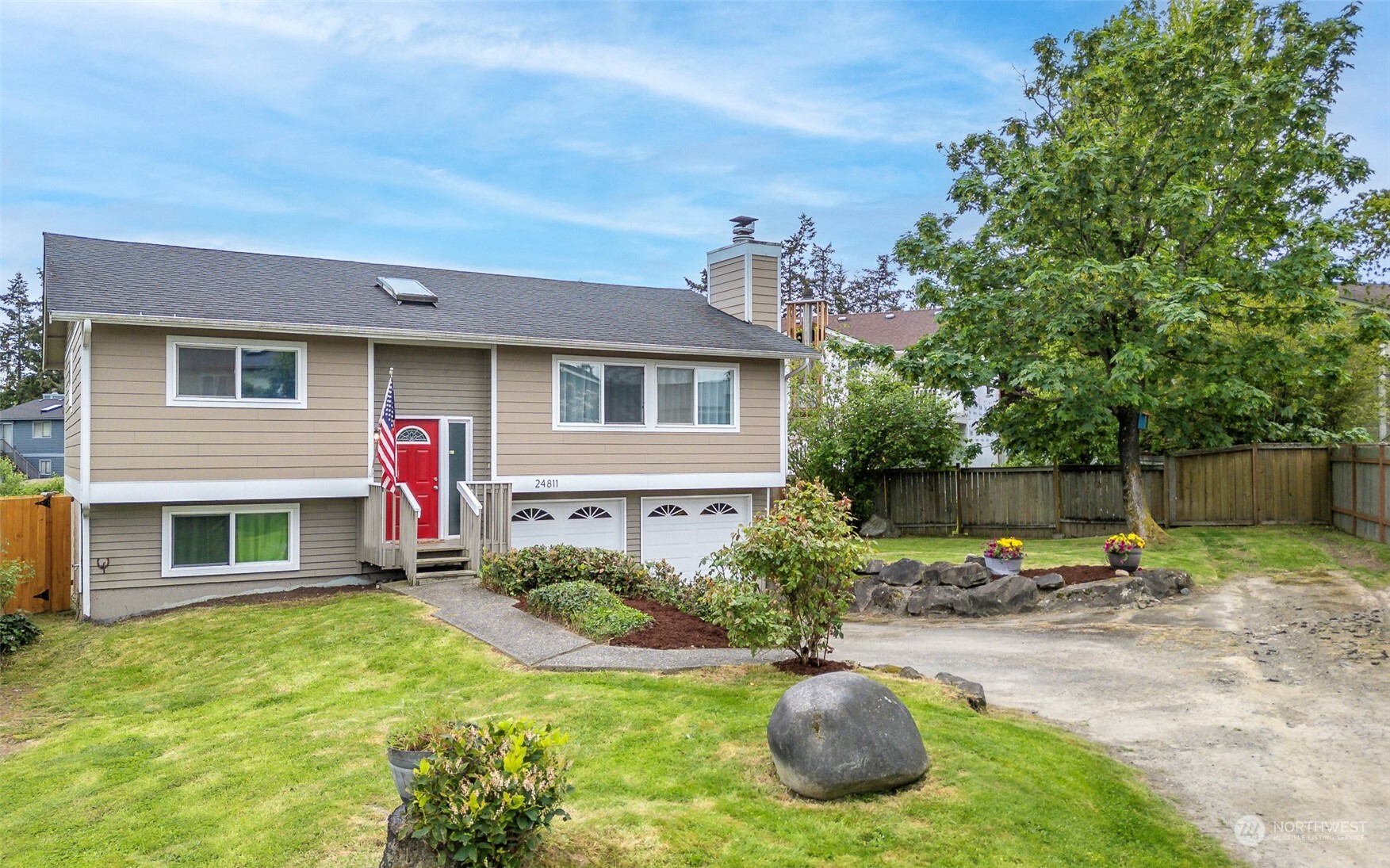 14th Ct, Des Moines, WA 98198