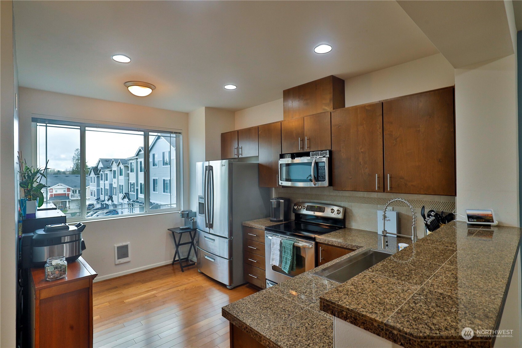 Manor Way, Lynnwood, WA 98087 #1