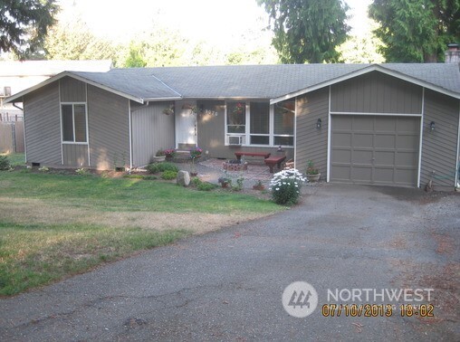 Blake Ct, Bremerton, WA 98311
