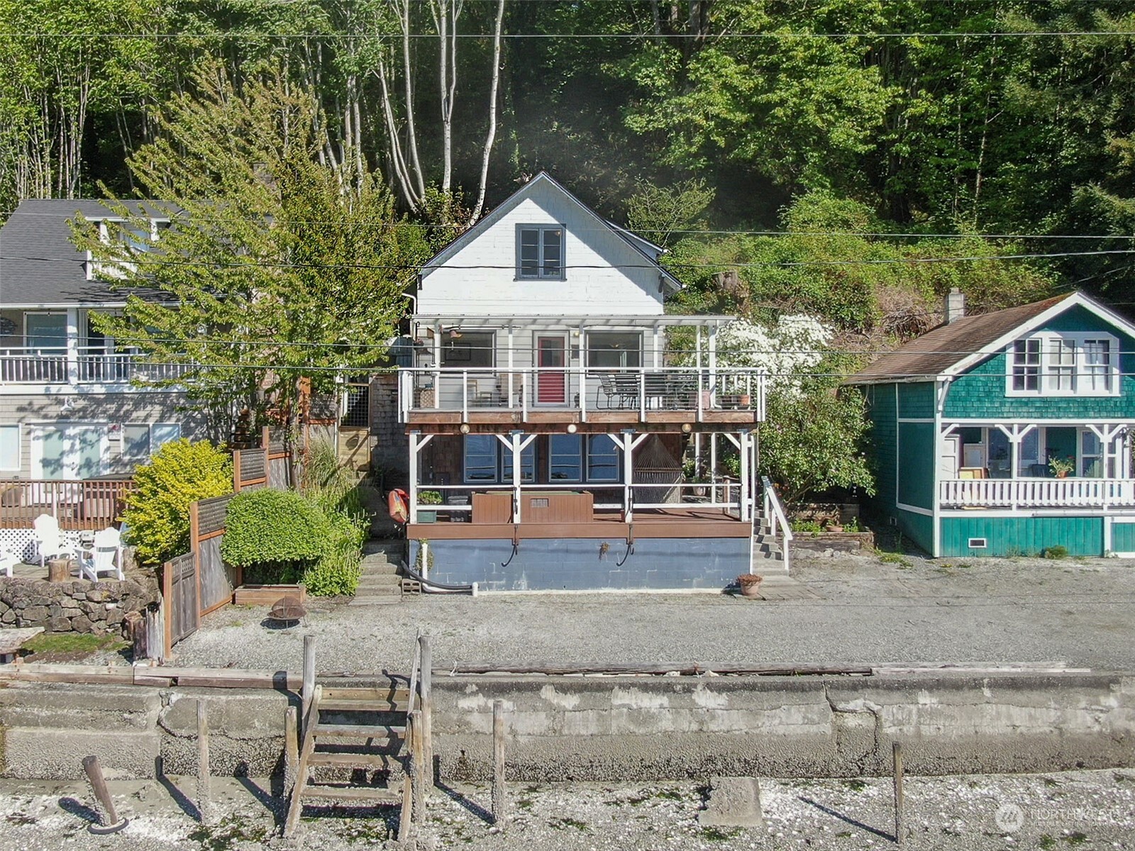 Manzanita Beach Rd, Vashon, WA 98070