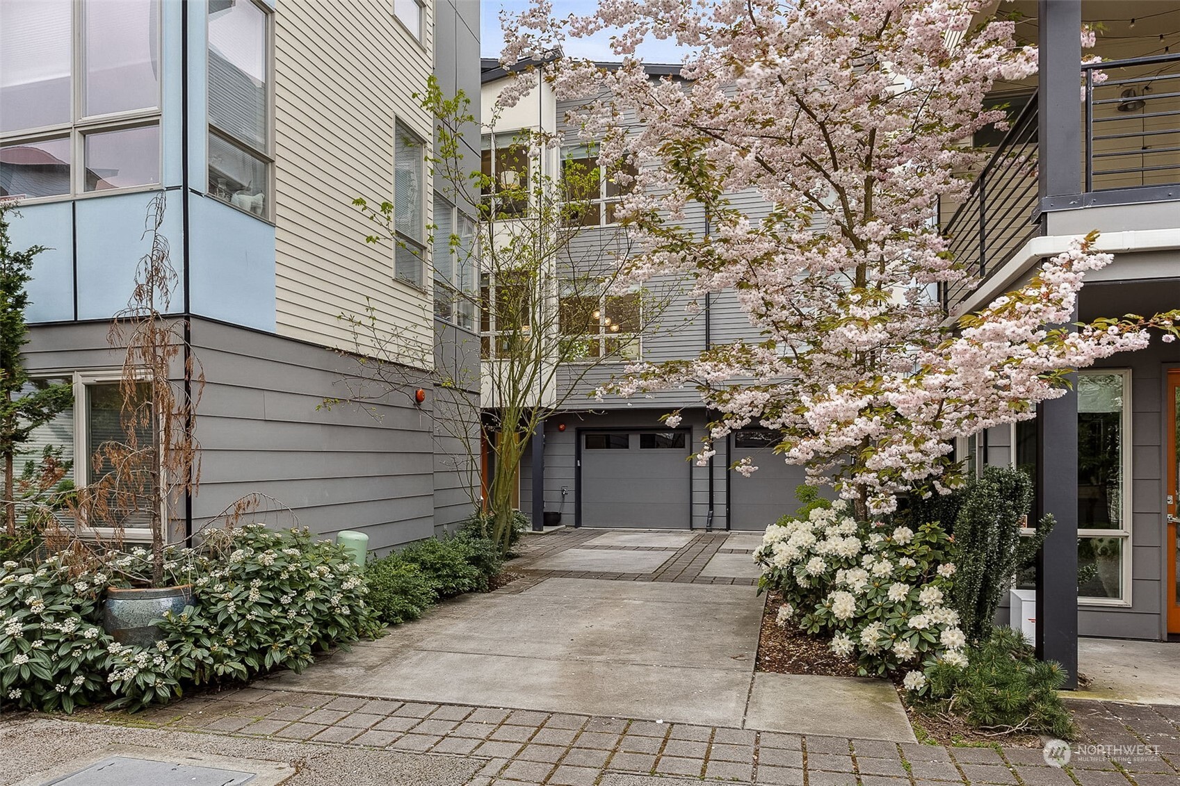 35th Ave, Seattle, WA 98118
